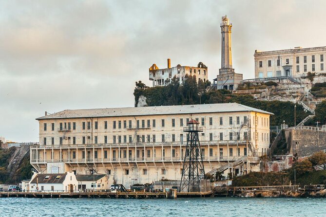 Alcatraz Inside With One Day Bike Rental and Lunch Credit - Good To Know