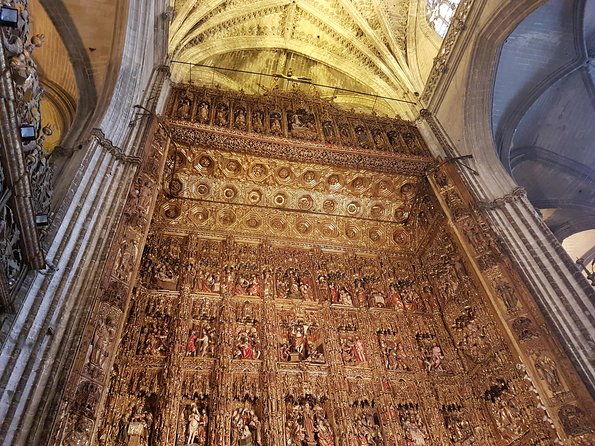 Alcazar and Cathedral of Seville Tour With Skip the Line Tickets - Closure Dates and Discounts