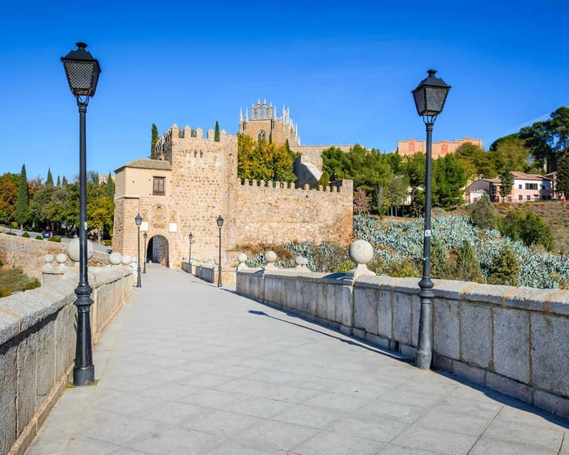 Alcázar and Historic Segovia & Toledo Tour From Madrid - Alcázar of Segovia: A Royal Fortress