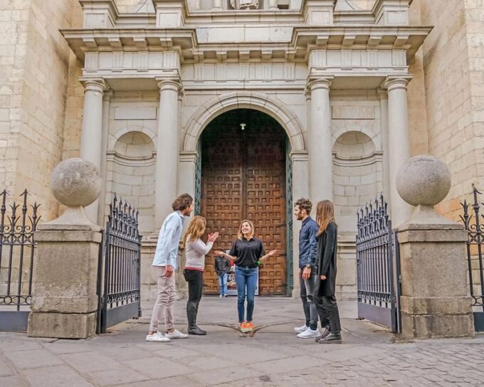 Alcázar and Historic Segovia & Toledo Tour From Madrid - Experiencing the Medieval Streets