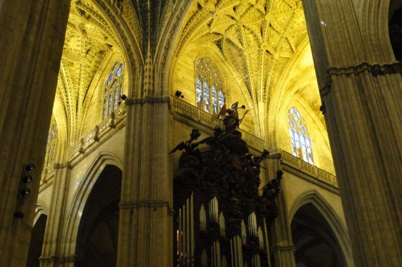 Alcazar & Cathedral of Seville Exclusive Group max. 9 guests - FAQs