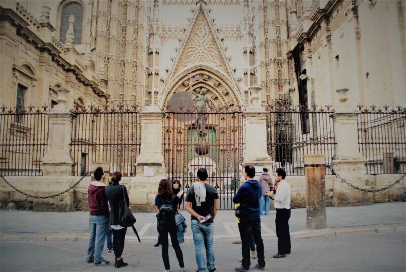 Alcazar & Cathedral of Seville Exclusive Group Max. 9 Guests - Tour Inclusions