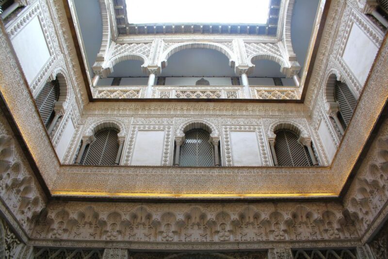 Alcázar Guided Tour & Rooftop Tour - Itinerary Details