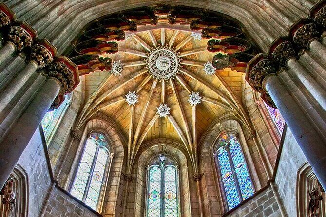 Alcobaça and Batalha Monasteries: Private Tour - The Nazaré Experience