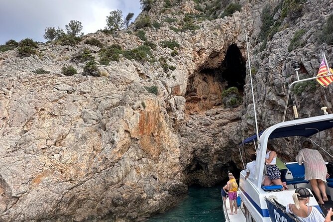 Alcudia Boat Trip With Drinks, Tapas, SUP & Snorkel - Reviews and Ratings