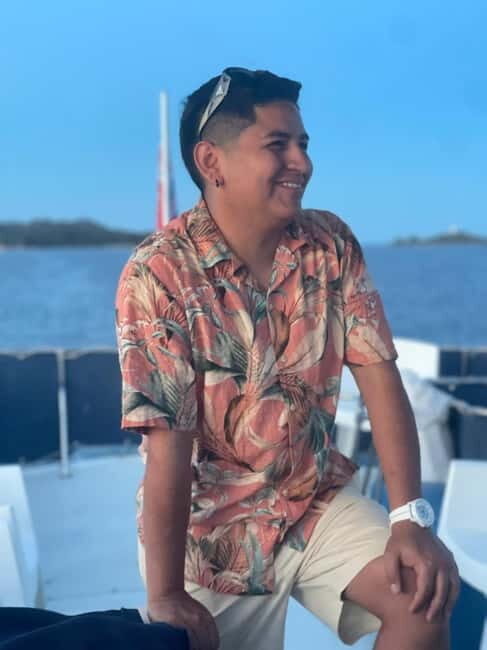 Alcudia Sunset Boat Trip : Music & Drinks with MIKE ROGERS - Authentic, Balanced, and Enjoyable