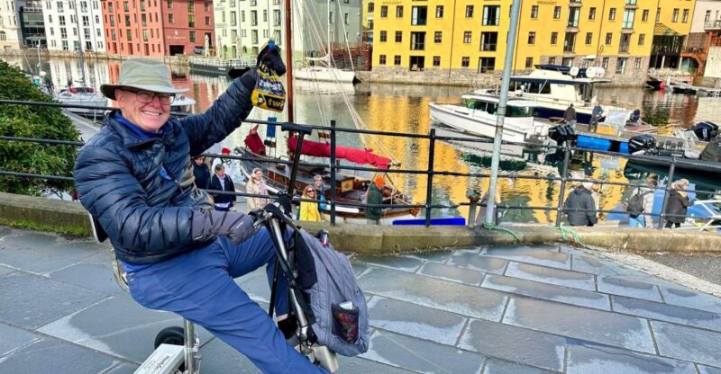 Alesund Private Sightseeing Tour on Foot and by Car - Experience Highlights