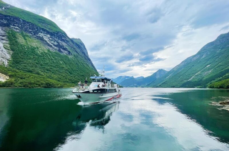 Ålesund-Sæbø round trip (2 hour stop in Sæbø) - Who Should Consider This Tour?