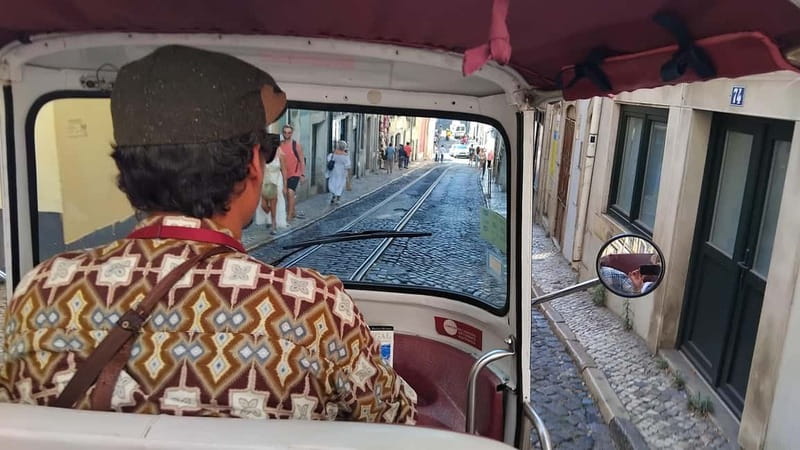 Alfama: A Tuk Tuk Ride through Historical Lisbon - Key Points