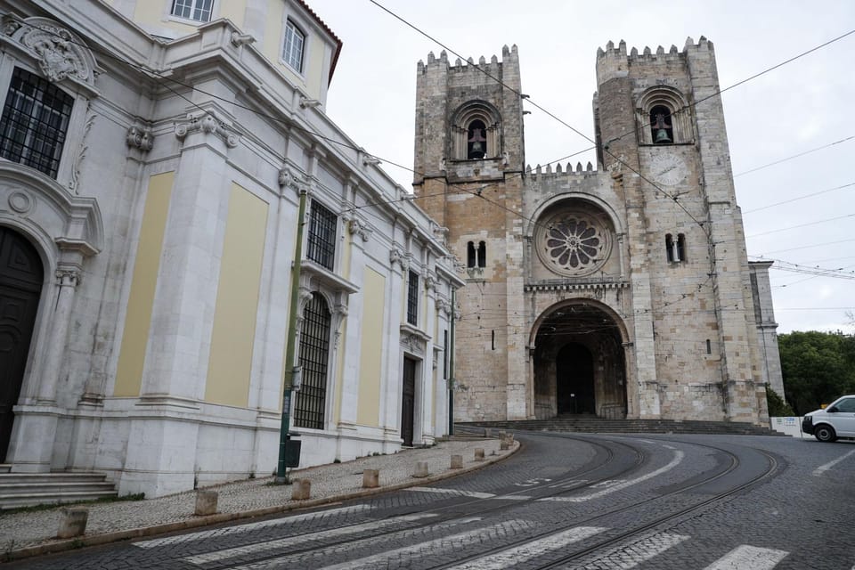 Alfama: A Tuk Tuk Ride through Historical Lisbon - Who Will Love This Tour?