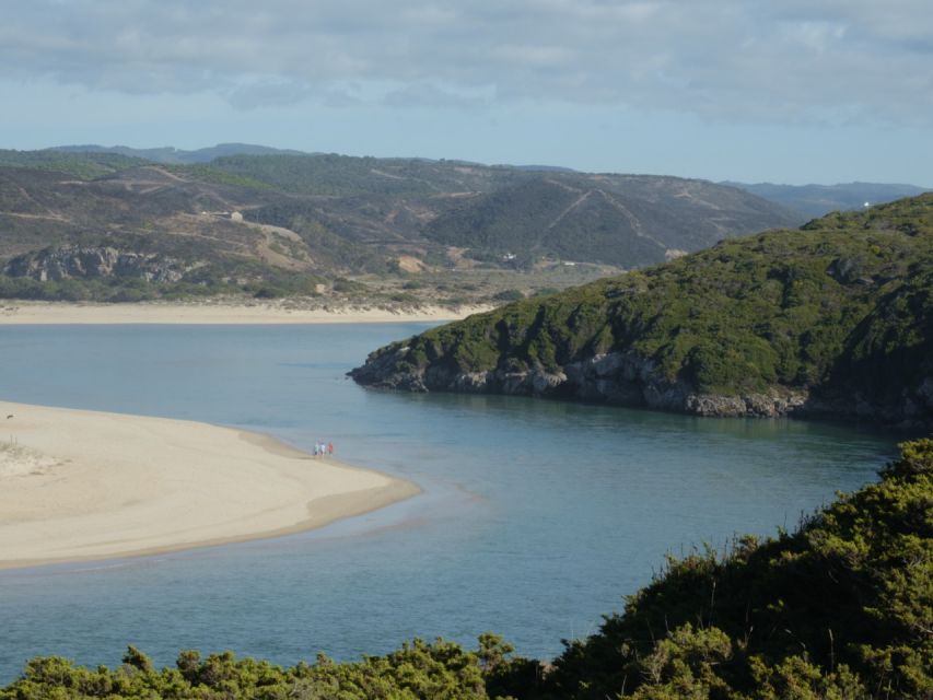 Algarve: Aljezur, Arrifana, and Costa Vicentina Private Tour - Visiting Aljezur Village