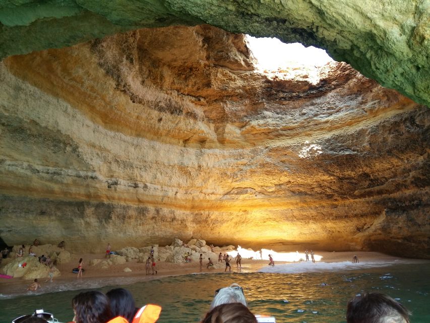 Algarve: Boat Trip to the Caves of Benagil - Opportunity to Spot Dolphins in the Wild