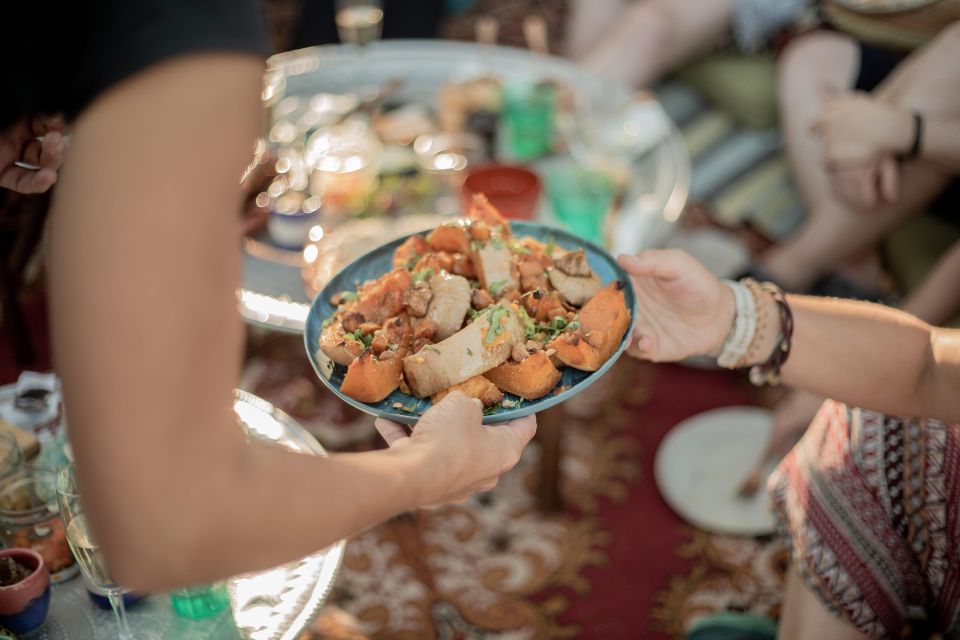 Algarve: Divine Dine in the Wild - Easy Guided Walk and Amenities