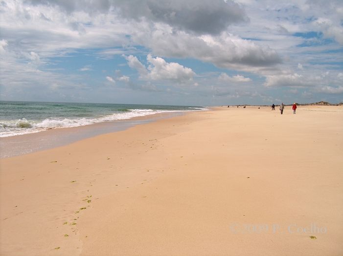 Algarve: Private 2-Day Tour From Lisbon - Key Points