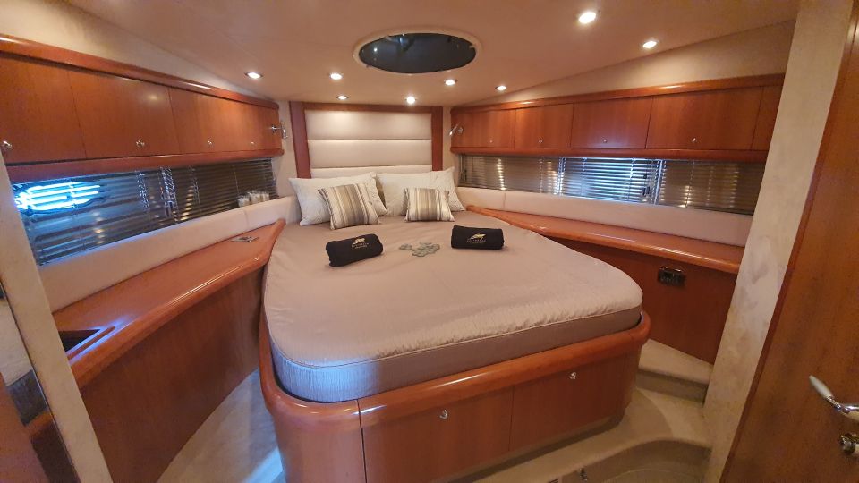 Algarve: Private Yachts Rental - Live Tour Guide and Language Options
