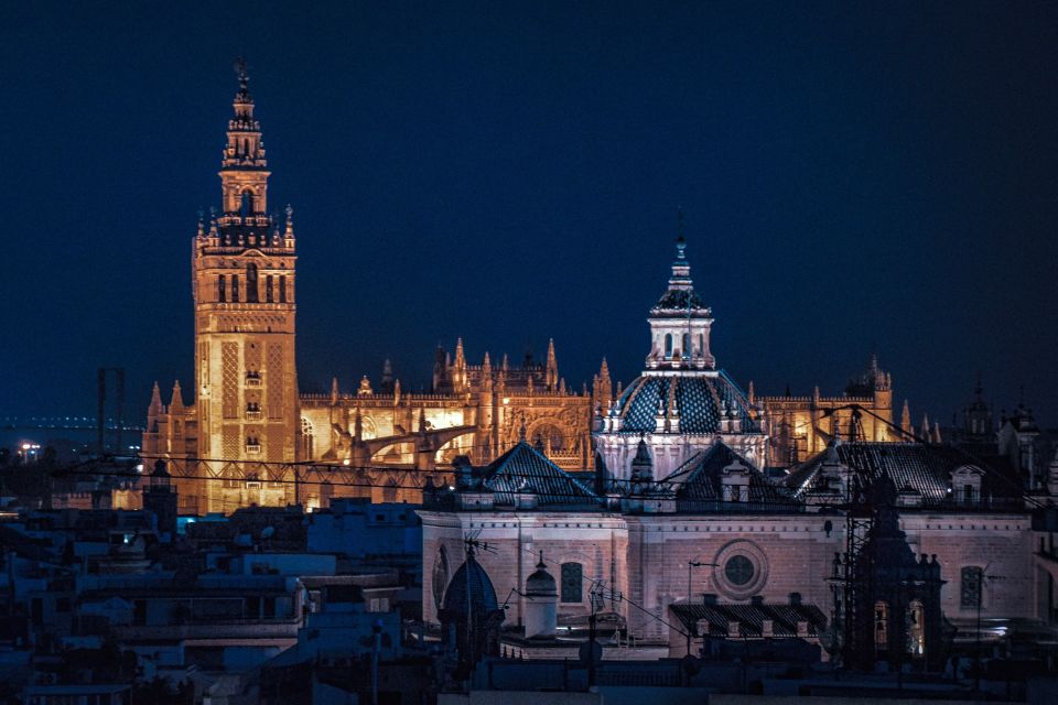Algarve: Seville Full-Day Shopping and Sightseeing Tour - Explore the Royal Alcazar Palace