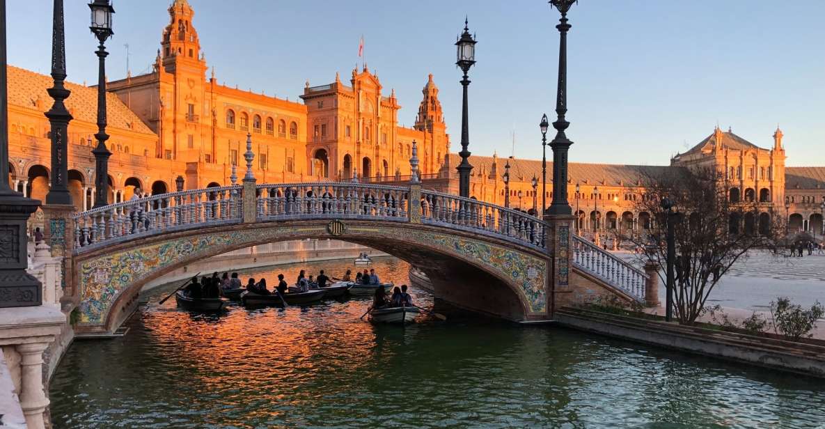 Algarve: Seville Full-Day Shopping and Sightseeing Tour - Hotel Pickup and Drop-off