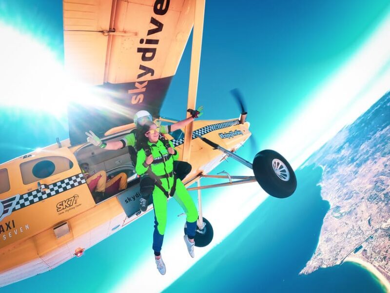 Algarve: Tandem Skydiving Adventure 15,000 to 10,000 Feet - Who Should Consider This Tour?  