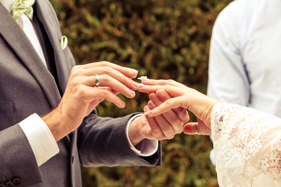 Algarve: Wedding Photoshoot - Documenting Ceremonies and Celebrations