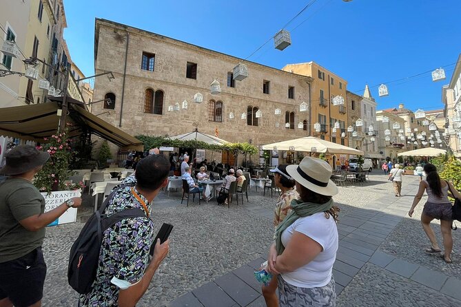 Alghero: Private Sightseeing & Wine Experience - Engage With Local Artisans