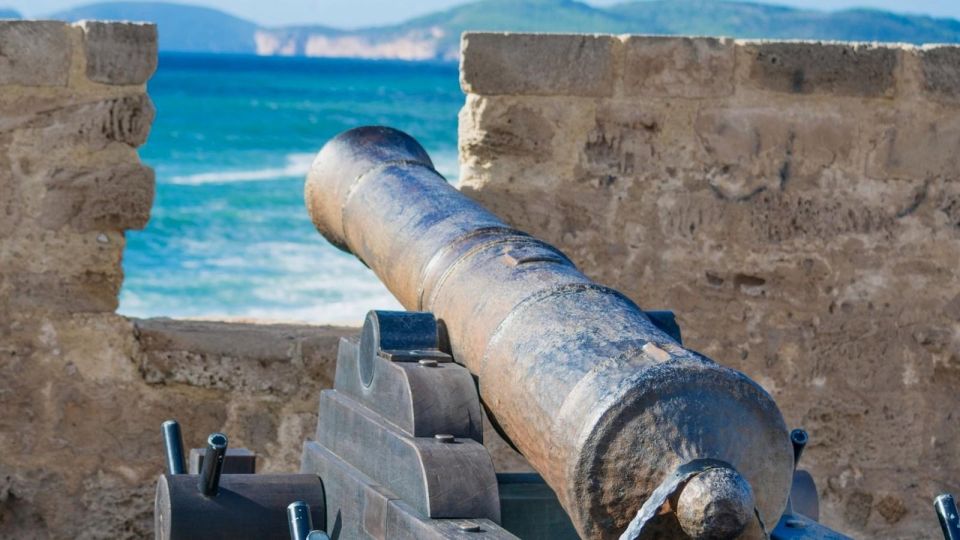 ALGHERO: STARTING FROM THE OLBIA COSTA SMERALDA AREA - Alghero City Break