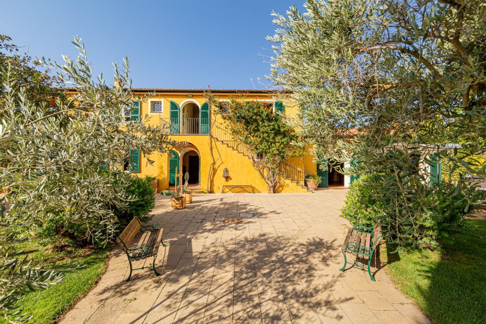 Alghero: Wine and Olive Oil Tasting at a Local Farm - Transportation Options