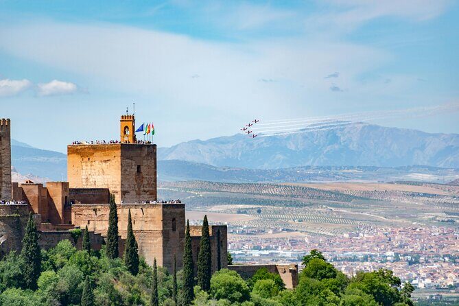 Alhambra a Jewel of Moorish Architecture - What Makes This Tour Stand Out