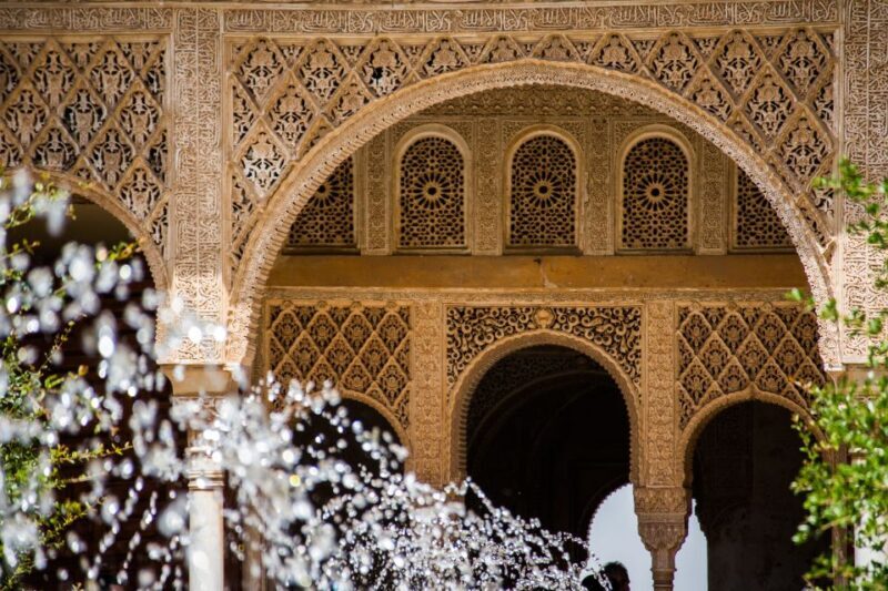 Alhambra: Generalife Gardens & Alcazaba Fast-Track Tour - Who Will Benefit Most from This Tour?
