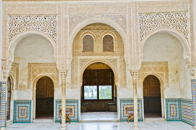 Alhambra & Generalife Skip the Line Regular Group Including Nasrid Palaces - Pricing and Booking Details