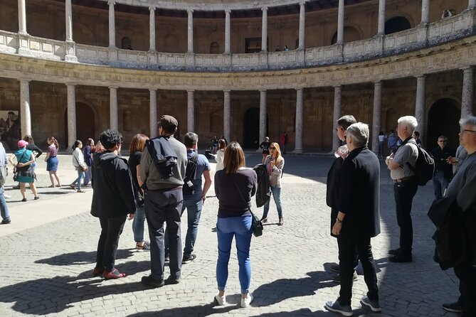 Alhambra & Generalife Skip the Line Small Group Including Nasrid Palaces - Traveler Experiences