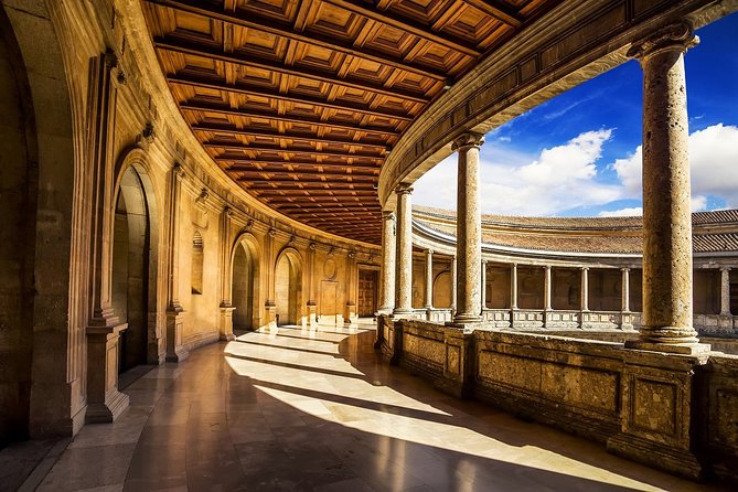 Alhambra & Generalife Skip the Line Small Group Including Nasrid Palaces - Frequently Asked Questions