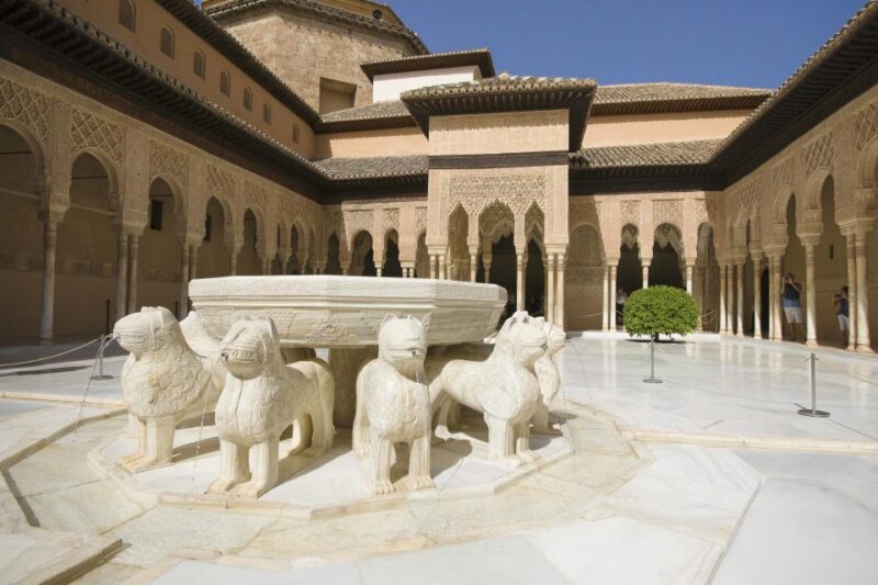Alhambra, Nasrid Palaces, and Generalife 3-Hour Guided Tour - Cancellation and Group Policies