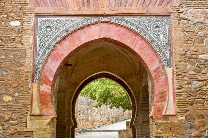 Alhambra, Nasrid Palaces, and Generalife 3-Hour Guided Tour - Customer Feedback