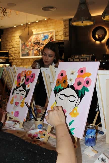 Alicante: Art Party - Paint, Sip & Fun - Who Will Love This Experience?