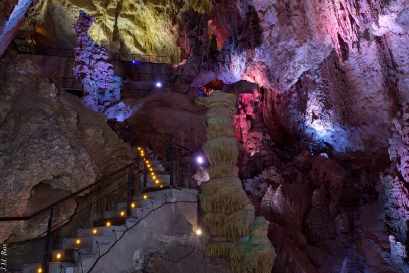 Alicante: Canelobre Caves Tour With Private Transport - Itinerary and Activities