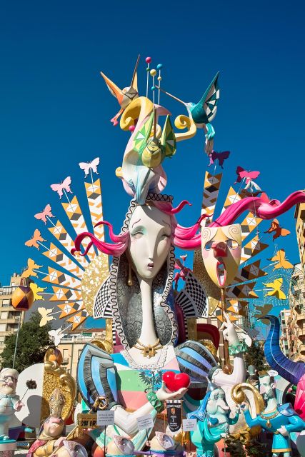 Alicante: City Highlights Walking Tour With Drinks - Key Points