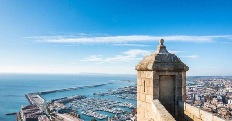 Alicante: Guided City Highlights Walking Tour - Key Points