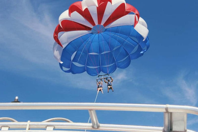 Alicante: Parasailing and City Bike Rental (all day) - An Overview of the Experience