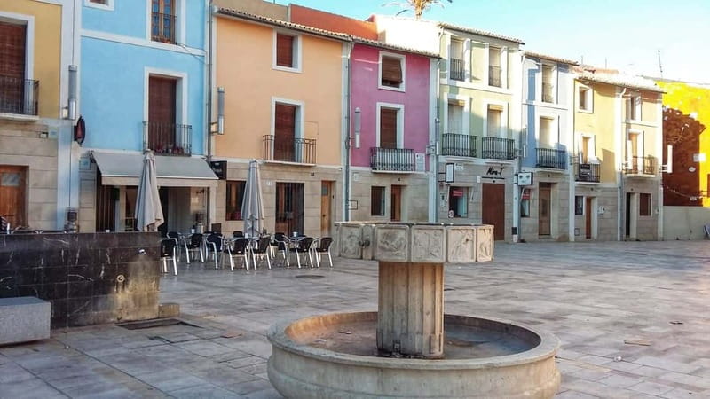 Alicante: Private Bicycle Tour of the Beach and History - Key Points