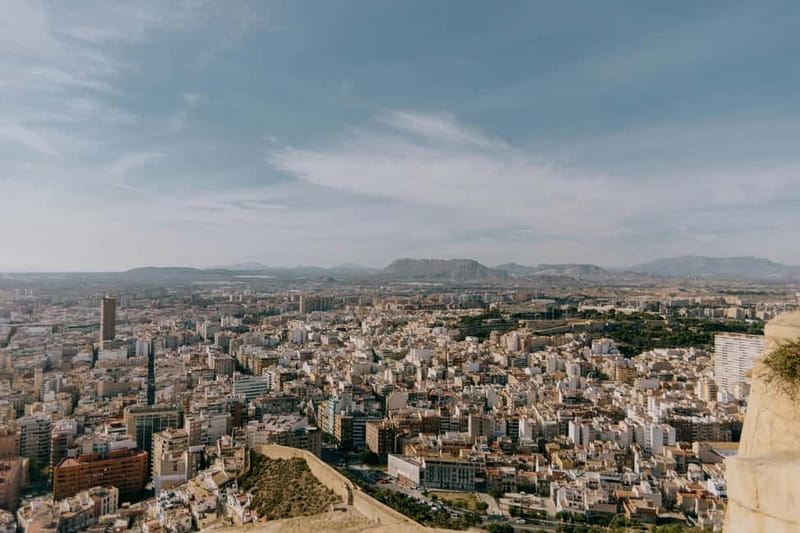 Alicante: Private Guided Tour with Transport - FAQ