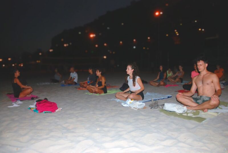 Alicante: Yoga, Mindfulness, and Paddle Surf at Postiguet Beach - Meeting Point and Location