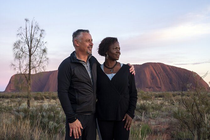 Alice Springs to Uluru (Ayers Rock) Coach Transfer - Live Commentary: Enriching the Ride