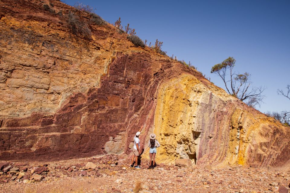 Alice Springs: West MacDonnell Ranges & Standley Chasm Tour - Meeting Point