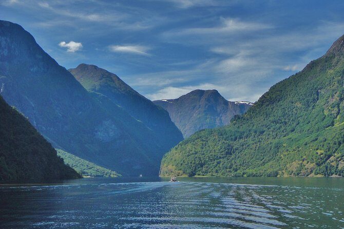 ALL ELECTRIC: Emission free tour to the World Heritage Fjords, 13 hours - FAQs