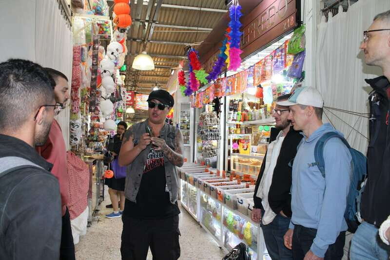 All-in-one CDMX adventure - Tasting in Local Bars: Pulque, Beer, and Cocktails