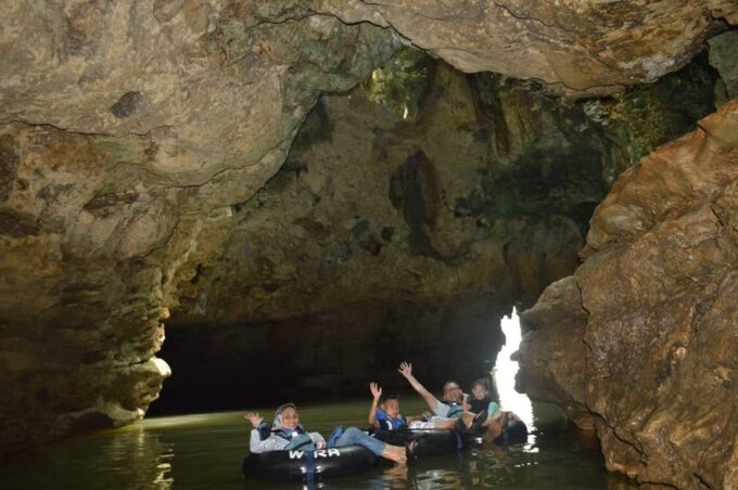 All in Package: Explore Three Caves in Yogyakarta in 10 Hrs! - Important Information