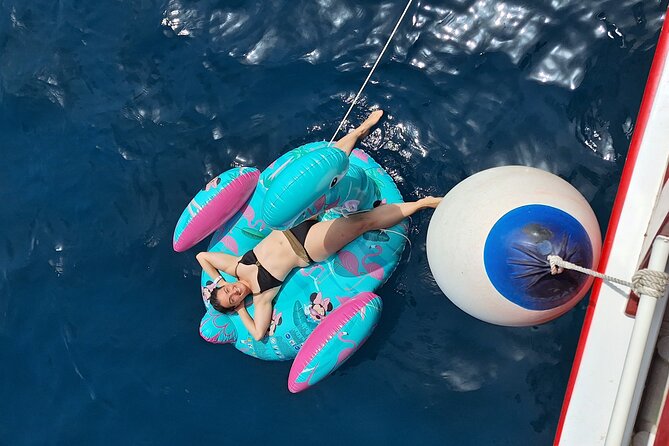 All-Inclusive Blue Lagoon & 3 Island Boat Tour With Food & Drinks - Tour Duration and Capacity