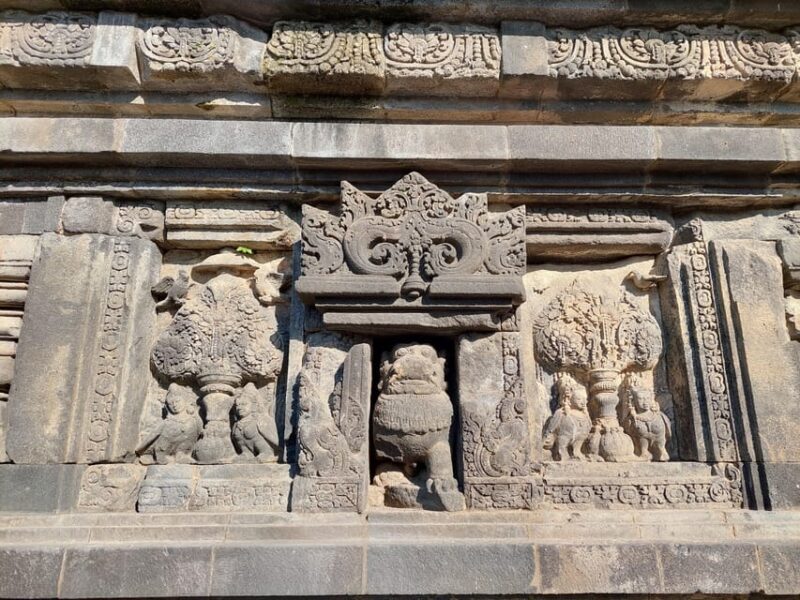 All-inclusive Borobudur Sunrise & Prambanan Temple Tour - Important Information