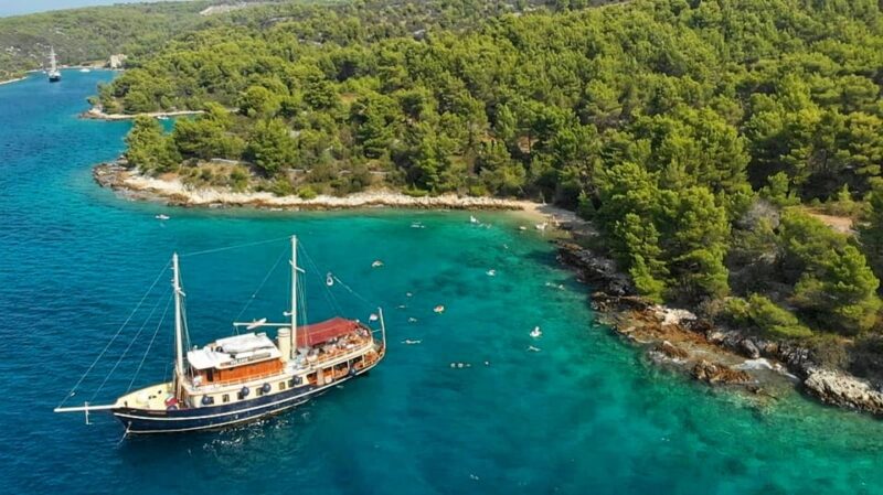 All Inclusive Brač & Šolta Island Swimming Cruise - Included Features