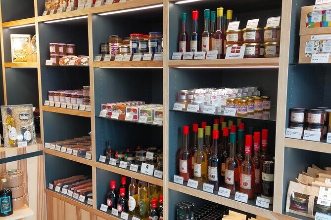 All Inclusive Food Tour of Annecy Old Town with Local Guide - Practical Details